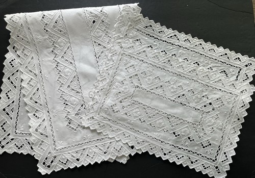 Vintage white runner 2 - white,