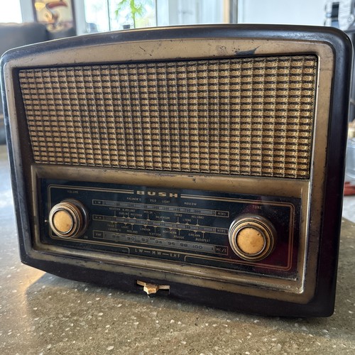 Vintage bush valve - radio, vhf70