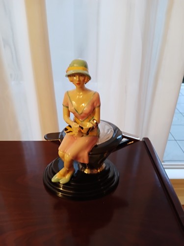 Kevin francis figurine - francis, susie