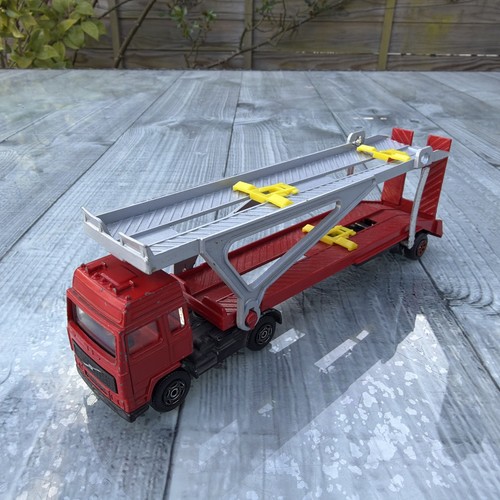 Corgi volvo globetrotter truck - globetrotter,