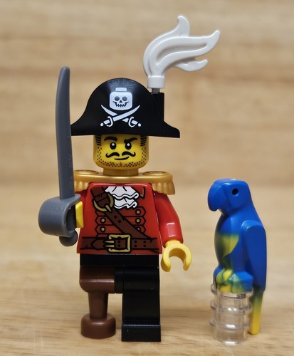 Lego pirates captain - lego,