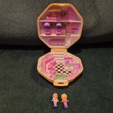 Vintage Polly Pocket 1990 Hair Salon plus two dolls. 100% complete. 