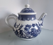 Churchill Pottery, Blue Willow