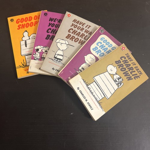 Charlie brown books watch - 5,
