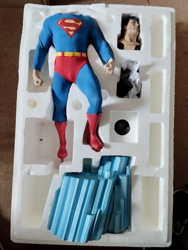 Superman premium format - format, figure
