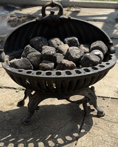 Vintage cast iron fire - cast,