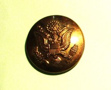 WWII US ARMY BRASS BUTTON - 24