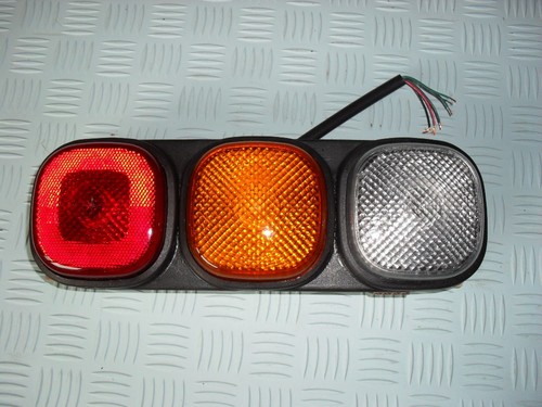 Britax triple lamp combination - lamp,