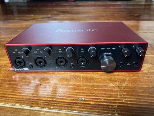 Focusrite scarlett 18i8 usb - focusrite,