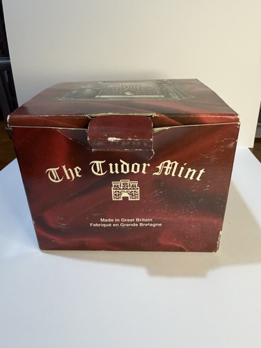 Tudor mint the sun dragon - mint, dragon'