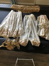 These Images Features A Multi