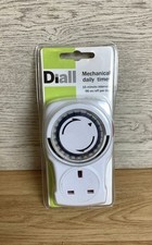 Diall IP20 Mechanical Daily Timer 240v 13A 15 Minute Intervals 96 On/Off