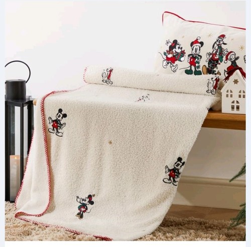 Bnwt disney mickey and - and, friends