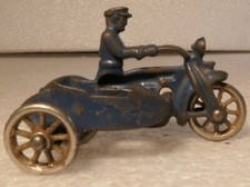 HUBLY CAST IRON POLICE