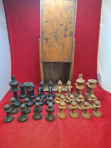 Antique staunton chess men - staunton,