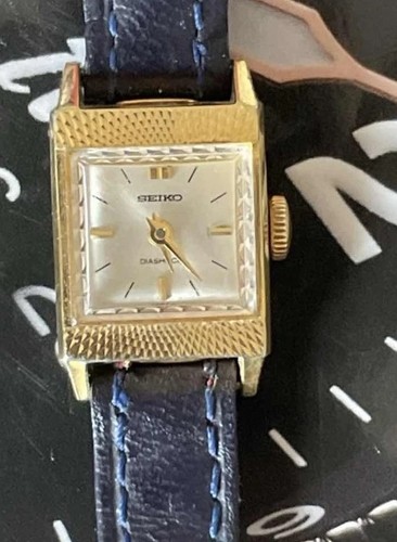 Vintage seiko diashock gold - seiko,