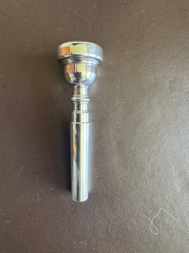 Vincent bach 25c trumpet - vincent,