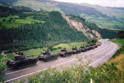 Truck photo platform trailer - truck,