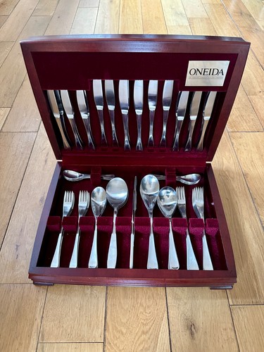 70pc person oneida robert - person,