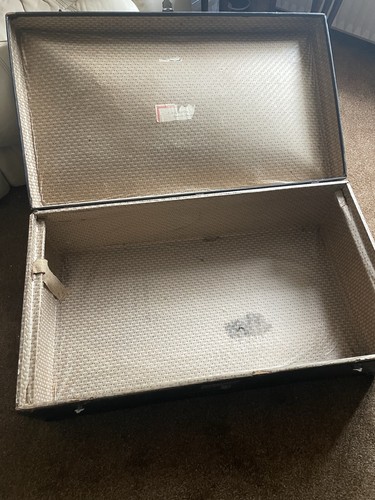 Vintage travel storage trunk - storage,