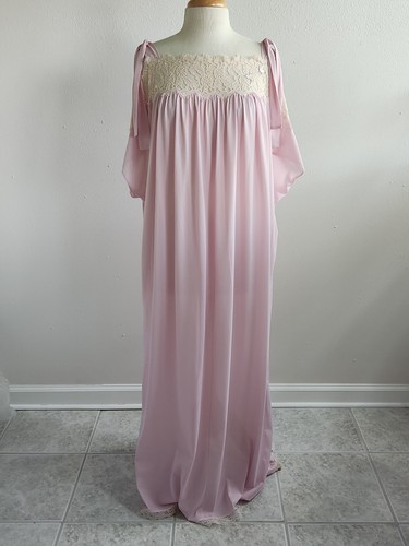 Vtg lucie ann - vtg, nightgown