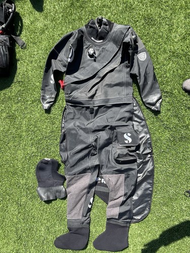 Scuba pro dry suit - scuba,