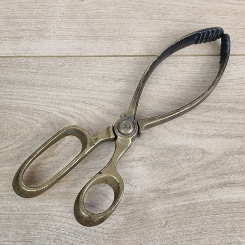 Antique solid brass scissor - antique,