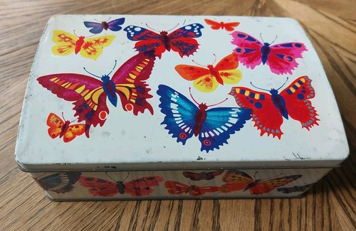 Vintage 1960s cadbury tin mid - 1960s,