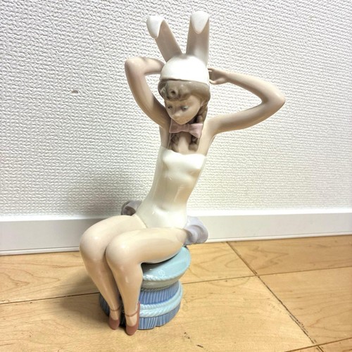 Lladro bunny girl - bunny,