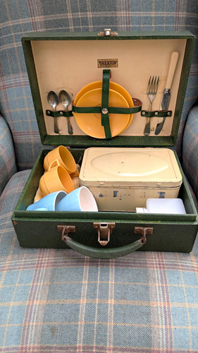 Vintage brexton picnic set - vintage,