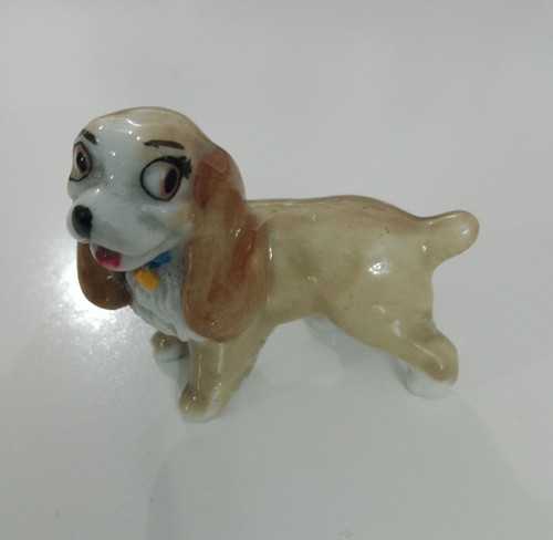 Wade lady figurine - wade, vintage