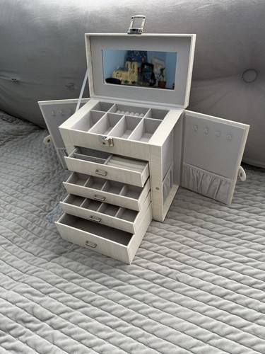 Large white faux leather - large,