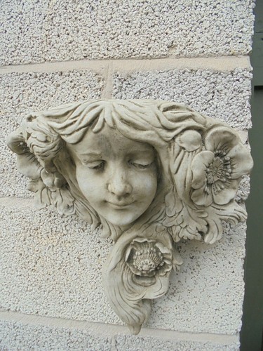 Poppy lady face wall planter - lady,