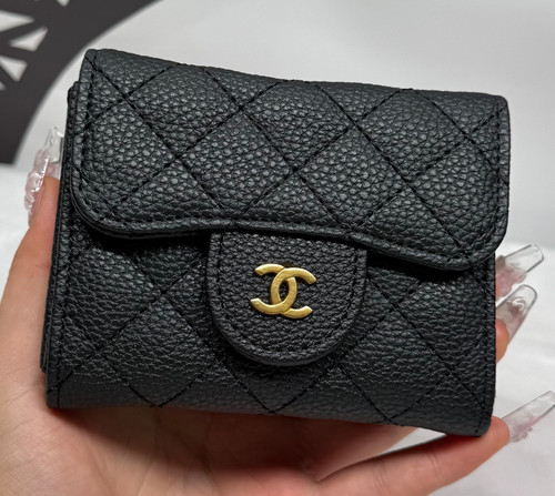 Chanel small card leather - chanel,