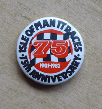 1982 ISLE OF MAN TT BADGE -