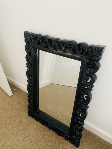 Black gothic wavy frame large - gothic,