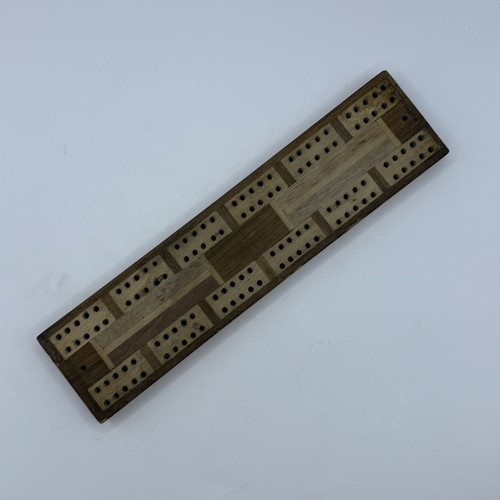 Vintage wooden cribbage board - wooden,