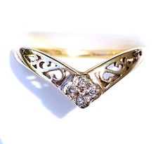 9ct Gold & Diamond Scroll