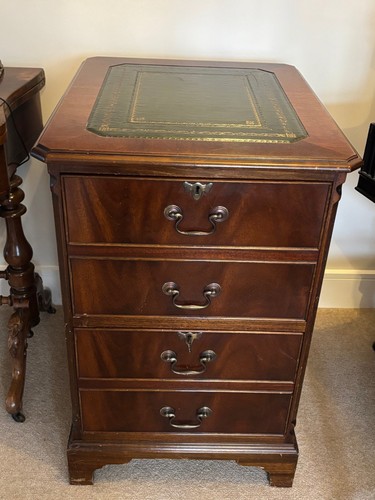 Reproduction mahogany lockable - reproduction,