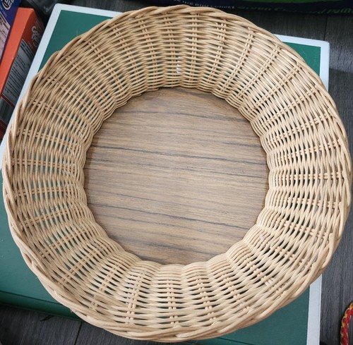 Round beige wicker basket - beige,