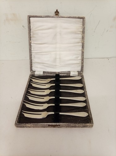 Vintage potter sheffiels - vintage,