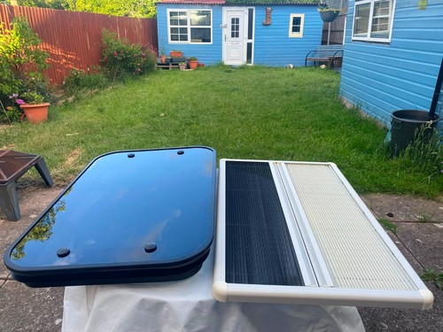 870x570mm dark glass skylight - 870x570mm,