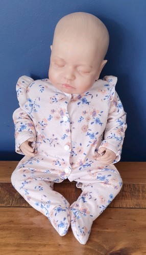 Reborn baby doll - , 18"