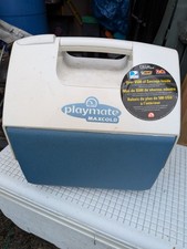 Igloo Playmate MaxCold Cooler
