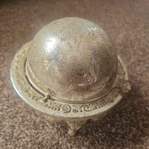 Vintage queen anne - queen, style