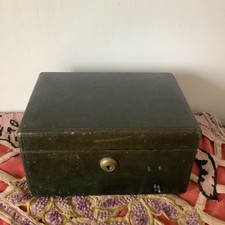 Antique Vanity Jewellery