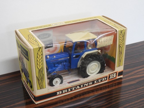Vintage britains farm - britains, ford