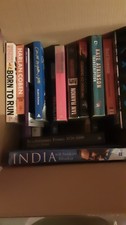 📦 Mystery Box of 25 Books
