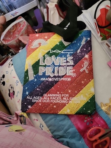 Mac loves pride - loves,
