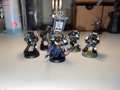 Warhammer 40k assault black - on,